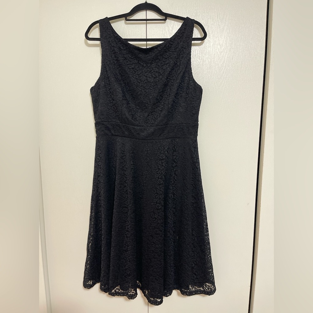 Elegant Black Lace Dress